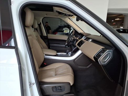 Used 2020 Land Rover Range Rover Sport HSE image 20