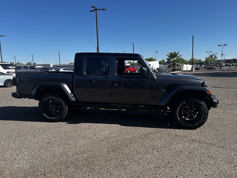New 2025 Jeep Gladiator Willys image 4
