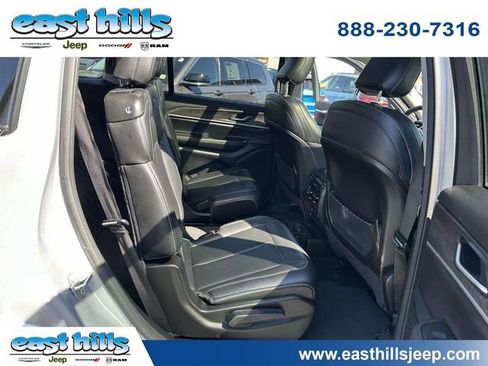 Certified 2023 Jeep Grand Cherokee L Limited AWD/4WD image 23
