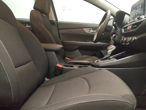 Used 2020 Kia Forte Sedan FWD image 21