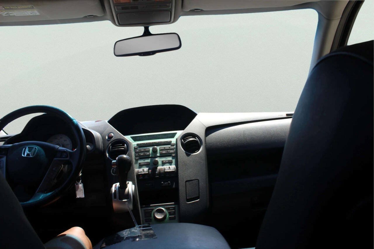 Used 2011 Honda Pilot Touring image 11