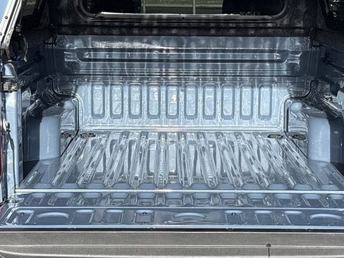 Used 2025 Ford Maverick XLT w/ XLT Luxury Package image 18