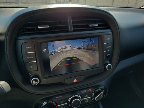 Used 2024 Kia Soul LX w/ Option Group 015 image 27