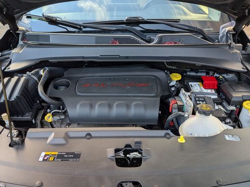 Used 2022 Jeep Compass Latitude w/ Sun and Sound Group image 40