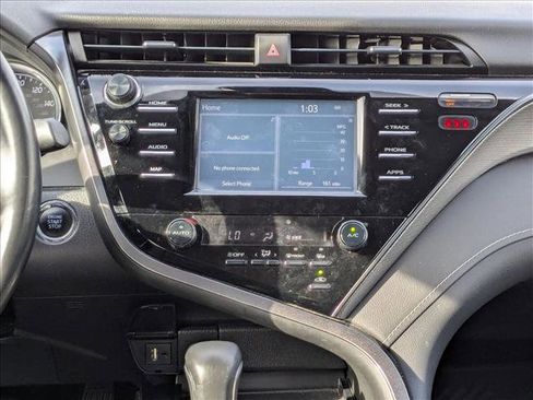 Used 2019 Toyota Camry SE image 15