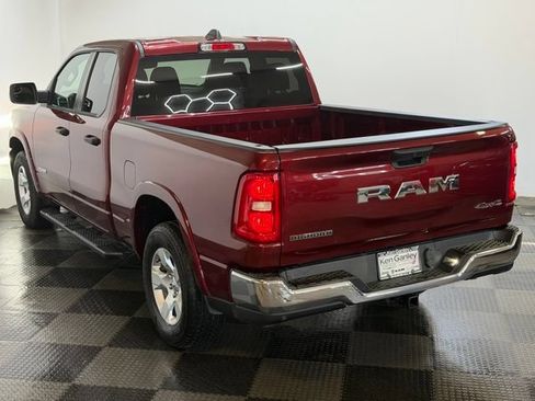 Used 2025 RAM 1500 Big Horn AWD/4WD image 9