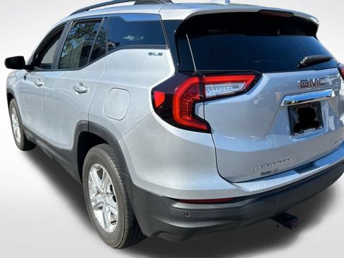 Certified 2022 GMC Terrain SLE w/ Driver Convenience Package AWD/4WD image 36