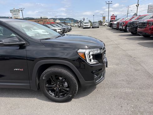 Used 2024 GMC Terrain AT4 w/ LPO, Floor Liner Package AWD/4WD image 4