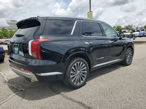 Used 2024 Hyundai Palisade Calligraphy FWD image 6