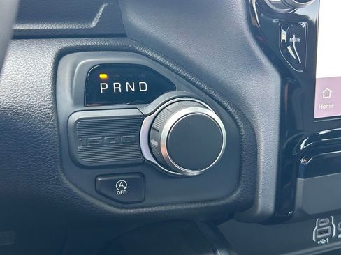 Used 2025 RAM 1500 Big Horn RWD image 14
