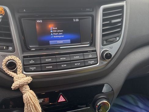 Used 2017 Hyundai Tucson SE FWD image 15