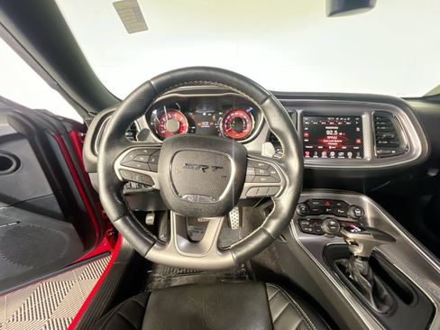 Used 2016 Dodge Challenger SRT Hellcat RWD image 14