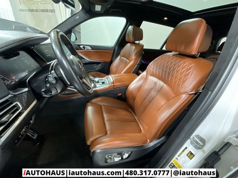 Used 2022 BMW X7 M50i image 20