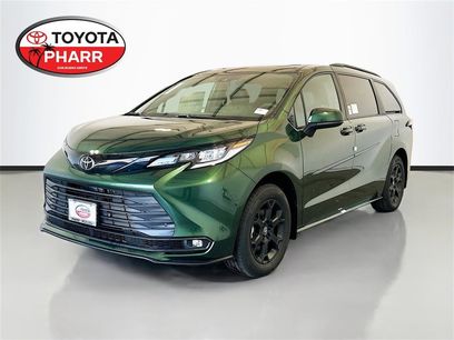 New 2026 Toyota Sienna XLE Woodland Edition