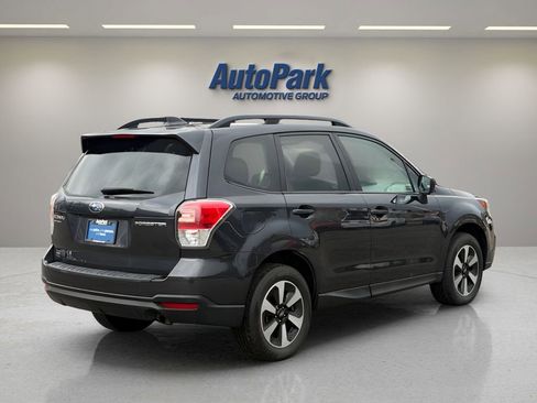 Used 2018 Subaru Forester 2.5i Premium w/ All-Weather Package AWD/4WD image 5