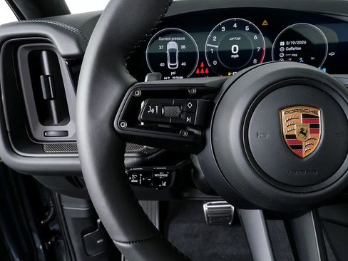 New 2026 Porsche Cayenne GTS image 10