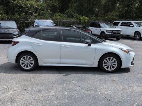 Used 2026 Toyota Corolla SE FWD image 5