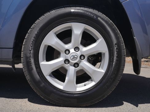 Used 2009 Toyota RAV4 Limited AWD/4WD image 19