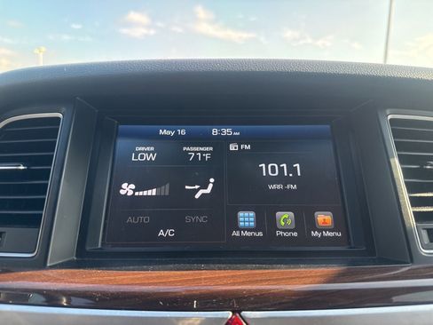 Used 2019 Genesis G80 3.8 RWD image 41