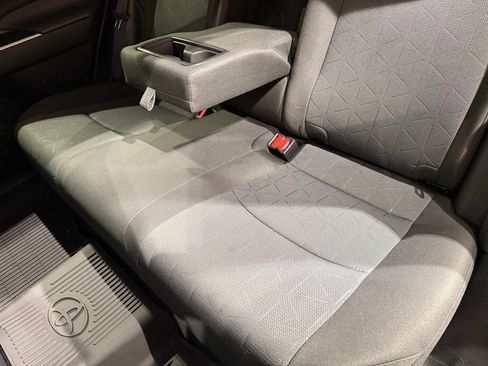 Certified 2025 Toyota RAV4 XLE AWD/4WD image 19