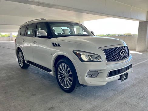 Used 2016 INFINITI QX80 4WD w/ Deluxe Technology Package image 10