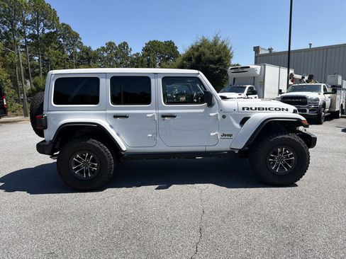 Used 2024 Jeep Wrangler Unlimited Rubicon 392 AWD/4WD image 9