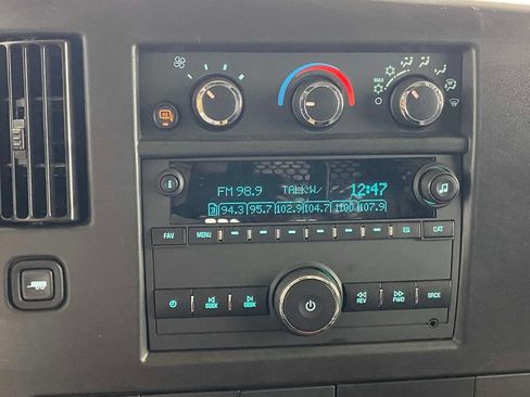 Used 2025 Chevrolet Express 2500 w/ Driver Convenience Package RWD image 28