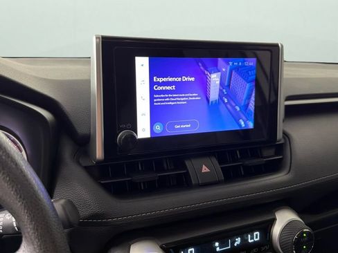 Used 2025 Toyota RAV4 XLE w/ Convenience Package FWD image 21