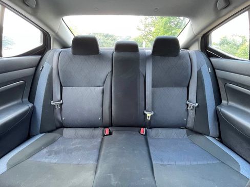 Used 2024 Nissan Versa SV FWD image 29