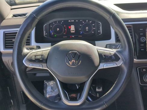 Certified 2022 Volkswagen Atlas Cross Sport SEL Premium R-Line image 33