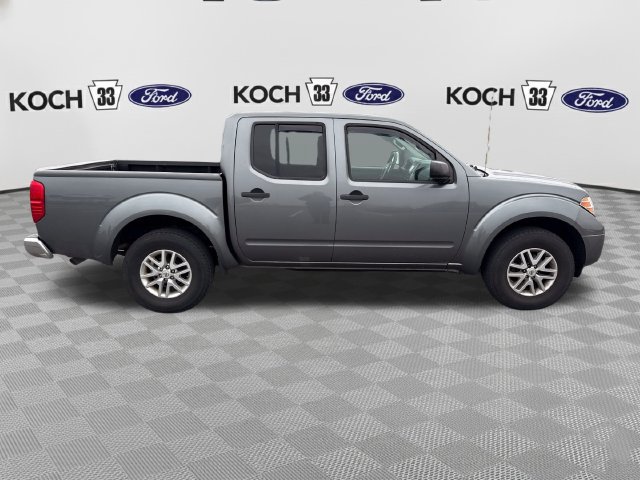 Used 2016 Nissan Frontier SV AWD/4WD image 9