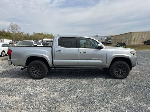 Used 2023 Toyota Tacoma SR5 image 6