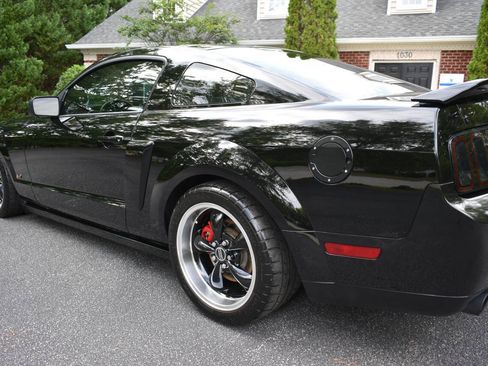 Used 2007 Ford Mustang GT Premium RWD image 26