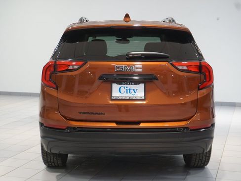 Used 2019 GMC Terrain SLT w/ Preferred Package image 6