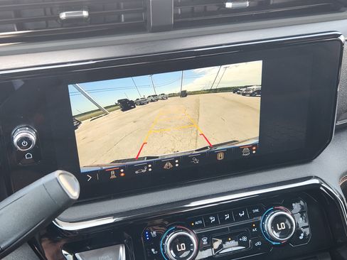 Used 2025 GMC Sierra 2500 AT4 AWD/4WD image 19