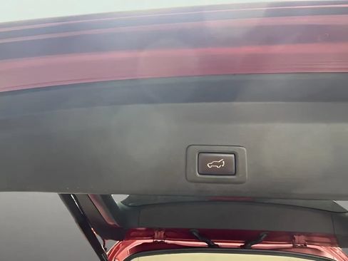 Used 2019 Subaru Ascent Limited AWD/4WD image 9