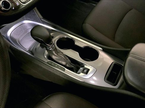 Used 2023 Chevrolet Malibu LT image 17