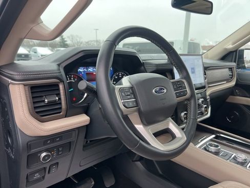 Certified 2022 Ford Expedition Max Limited image 7