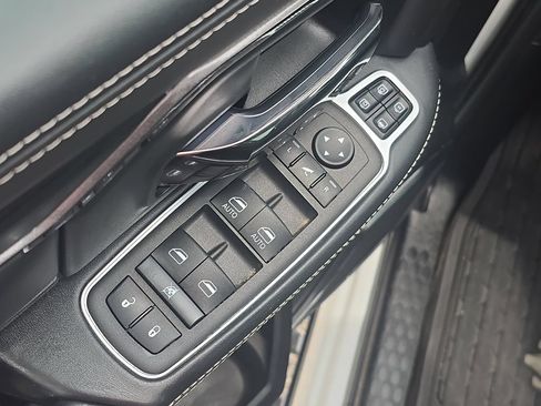 Used 2024 RAM 2500 Rebel w/ Towing Technology Group AWD/4WD image 14