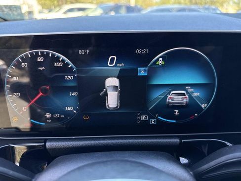 Used 2021 Mercedes-Benz GLA 250 4MATIC image 37