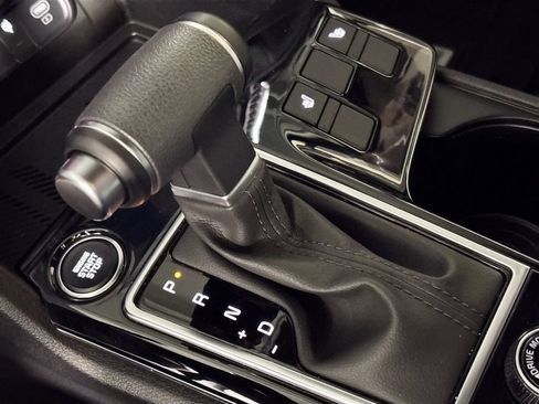 Certified 2025 Kia Sportage X-Line AWD/4WD image 19