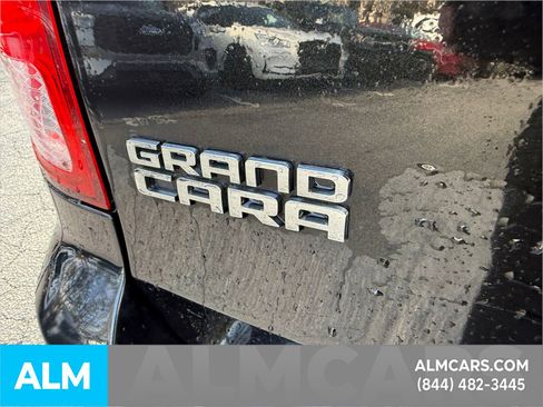 Used 2017 Dodge Grand Caravan GT image 9