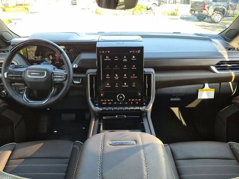 New 2026 GMC Yukon XL Denali Ultimate AWD/4WD image 21