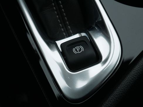 Used 2020 Buick Encore GX Select image 31