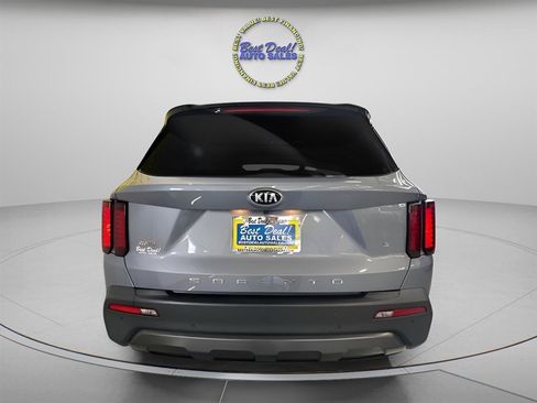 Used 2021 Kia Sorento S w/ Panoramic Sunroof Package AWD/4WD image 3
