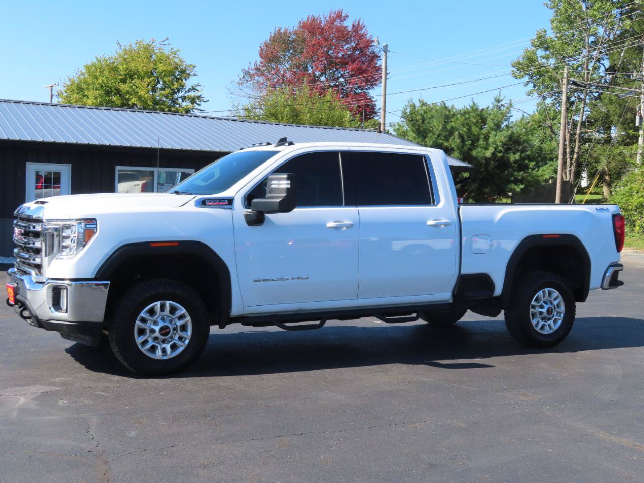 Used 2022 GMC Sierra 2500 SLE w/ SLE Convenience Package AWD/4WD image 2