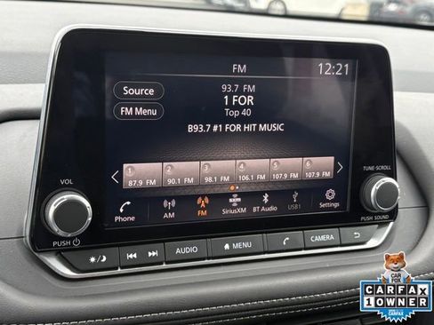 Used 2025 Nissan Rogue S image 13