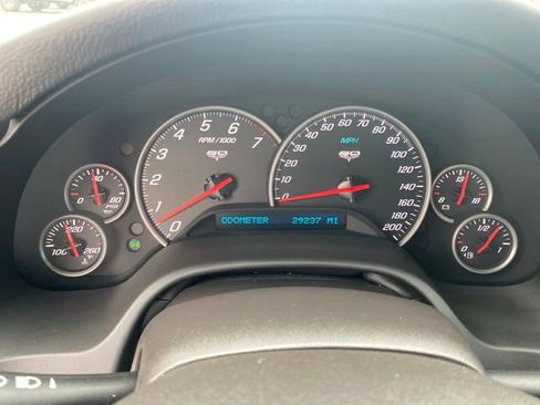 Used 2013 Chevrolet Corvette Coupe RWD image 22