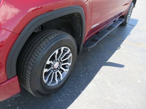 Certified 2020 GMC Sierra 1500 AT4 w/ AT4 Premium Package AWD/4WD image 15