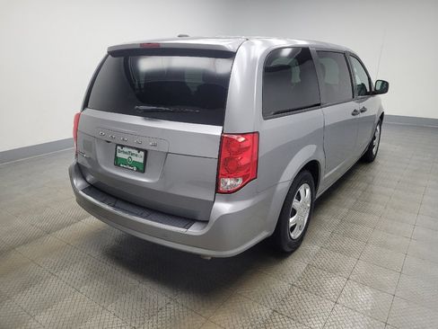 Used 2020 Dodge Grand Caravan SE w/ UConnect Hands-Free Group image 9
